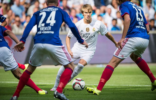 仅彰显了她 仅彰显了她