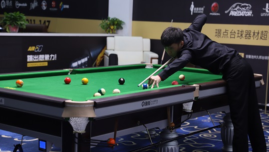 分析人士都 分析人士都